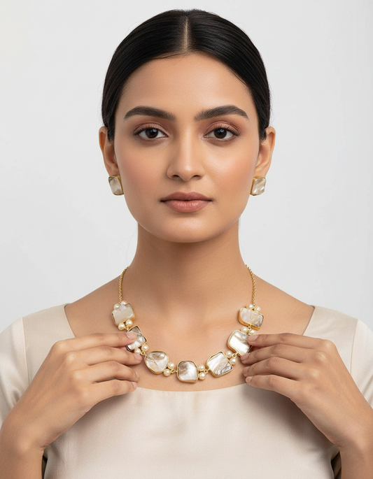 Saanjh Pearl Set