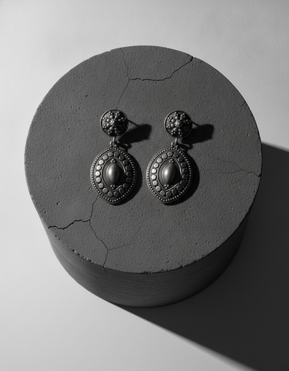 Kamal Drop Studs