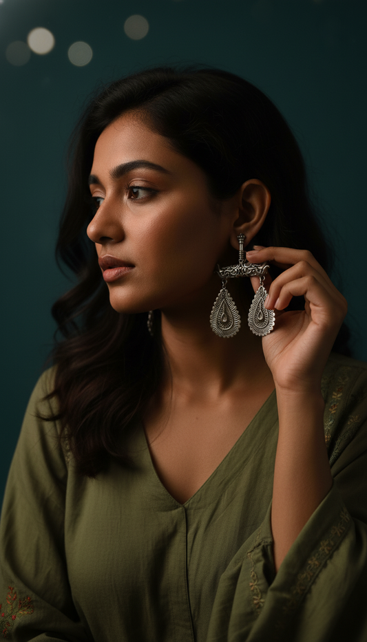 Aranya Heritage Oxidized Dangler Earrings – Oxidised Dangler | long drop earrings | NIVRTTI