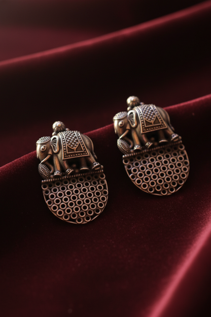 handcrafted ring - Gaj Shringar Studs - NIVRTTI handcrafted jewelry