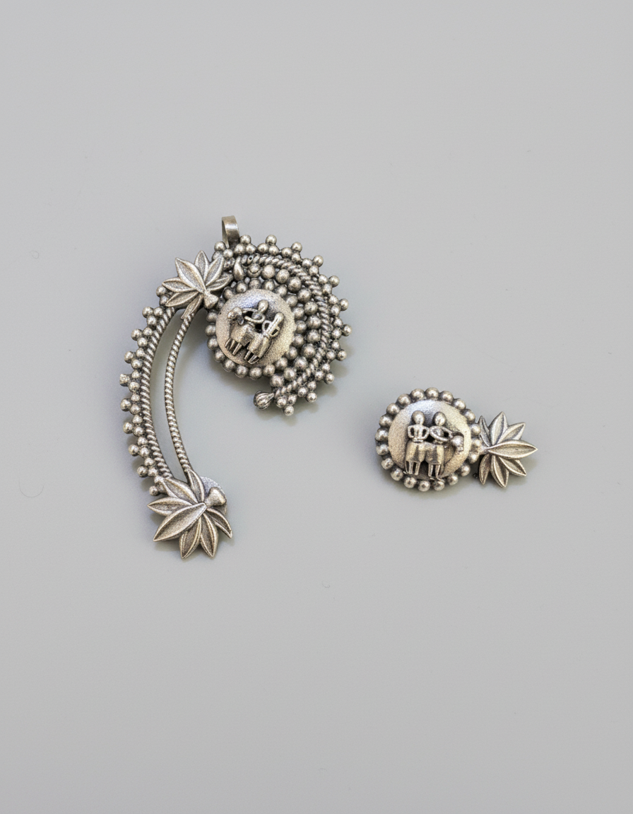 Saanjh Saath Ear Cuff