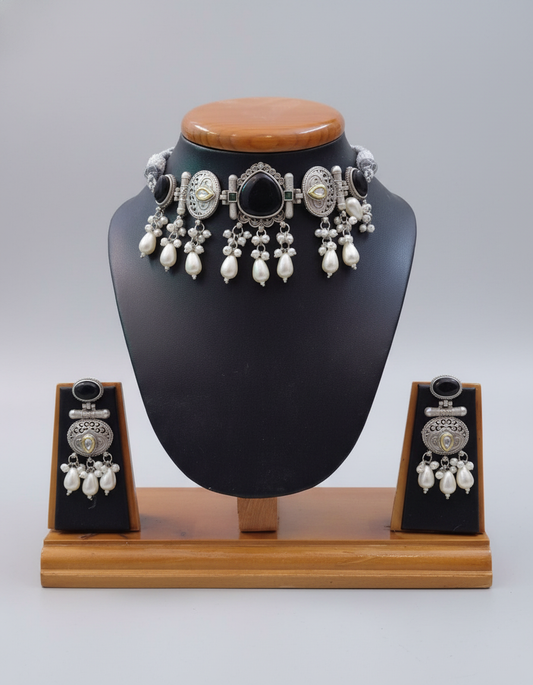Kaaya Raaz Choker Set