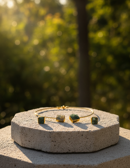 Shila Minimal Stone Choker Set