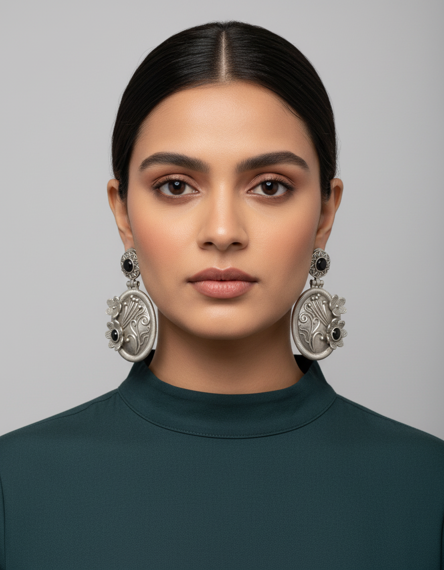 Vanya Vritta Earrings