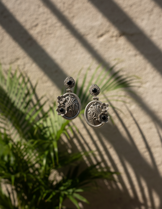 Vanya Vritta Earrings